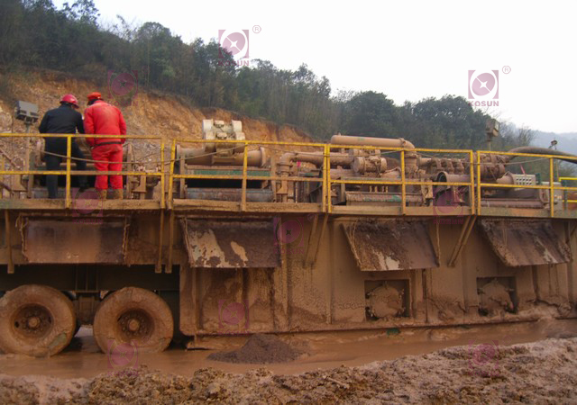 科迅機(jī)械參與杭甬天然氣管道工程錢塘江